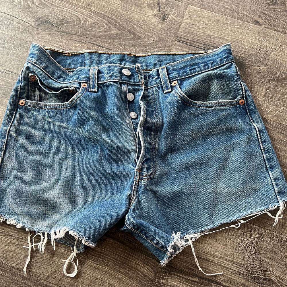 Levi’s shorts
